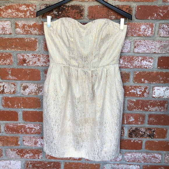 H&M Dresses & Skirts - H&M Strapless Gold Cream Jacquard Dress Size 8